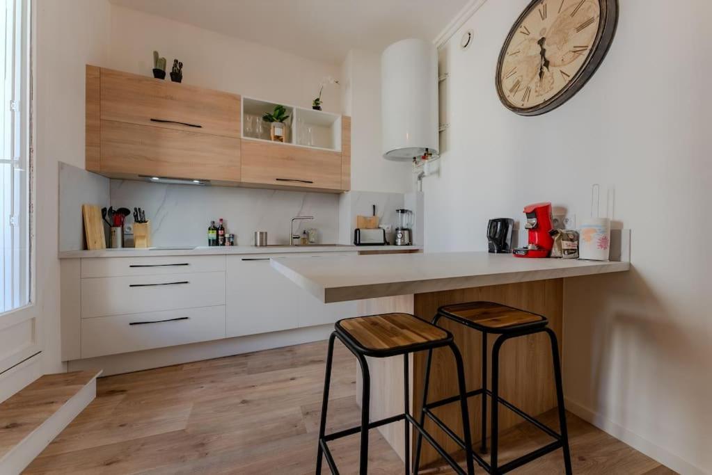 L'Echappee Chic Au Coeur De Valence Apartment Валанс Екстериор снимка
