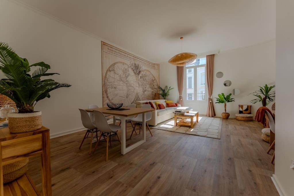 L'Echappee Chic Au Coeur De Valence Apartment Валанс Екстериор снимка