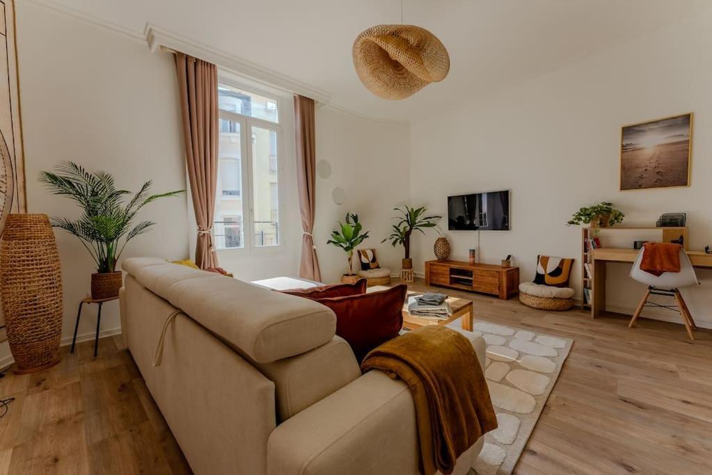 L'Echappee Chic Au Coeur De Valence Apartment Валанс Екстериор снимка